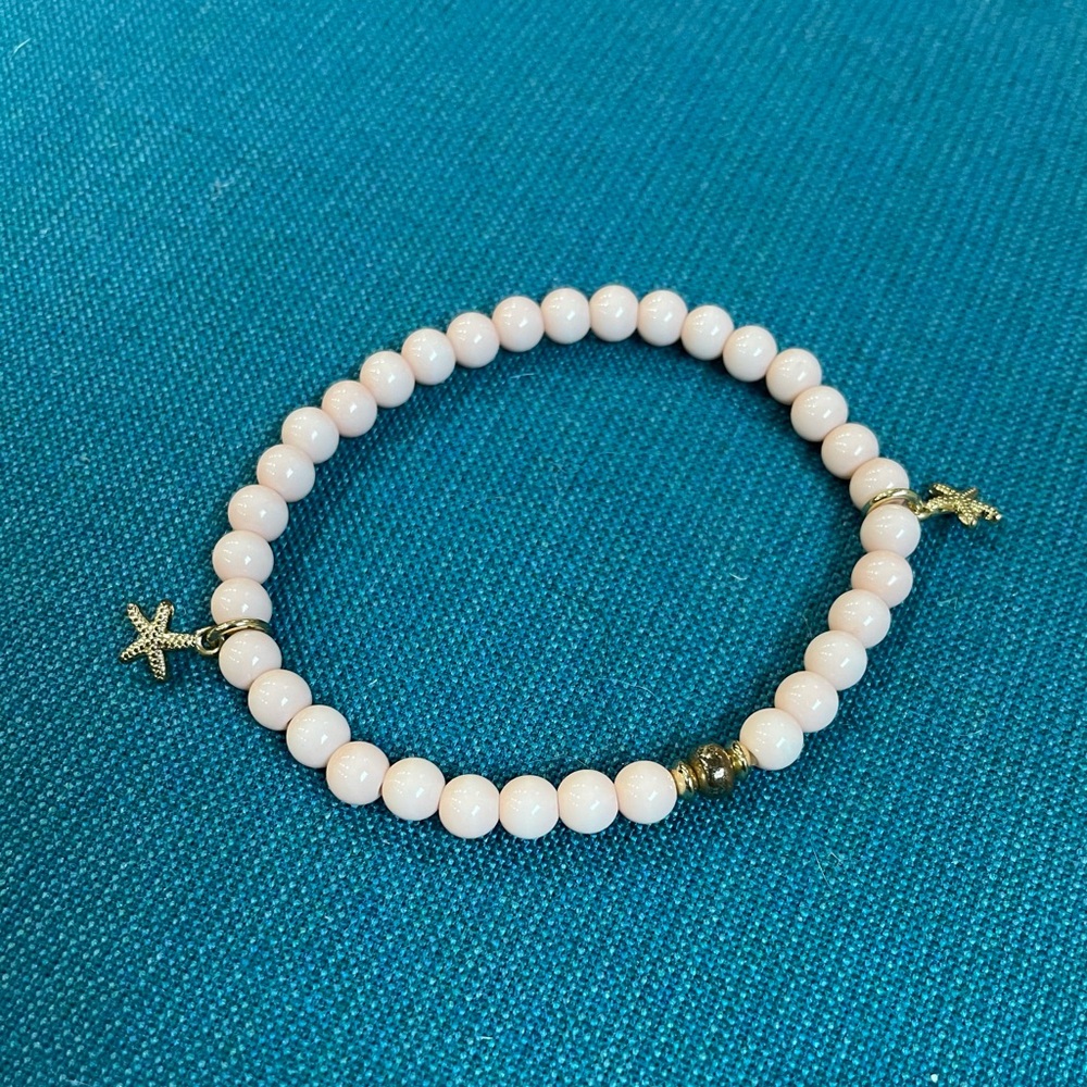 Set of 3 Starfish Charm Stretch Bracelets - Picture 4 of 5